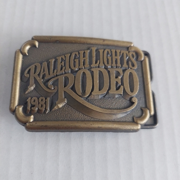 Perfect Condition Brass Raleigh Lights Rodeo Belt Buckle Cattle Ranch - Picture 1 of 5